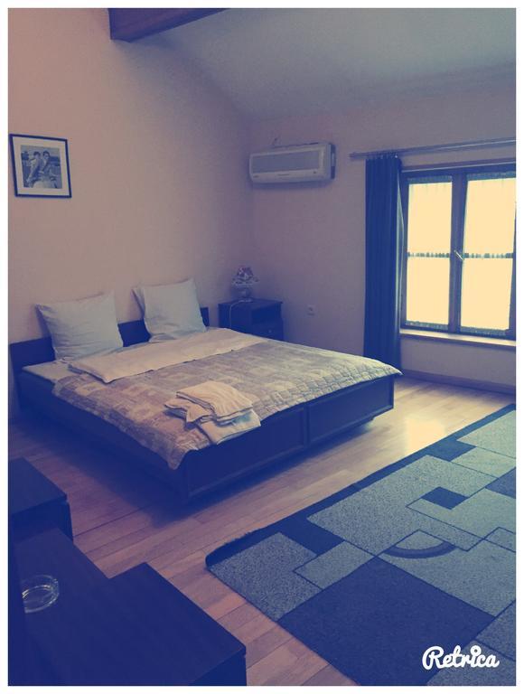 Hotel Royal Tbilissi Chambre photo
